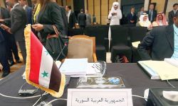  نصف اللاجئين السوريين أطفال و الائتلاف يطالب دول العالم بتسليم السفارات للمعارضة 